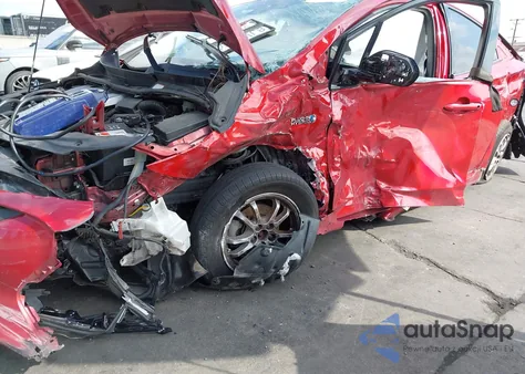 2019 Toyota Prius Prime Premium from USA, damaged, VIN JTDKARFP9K3112361